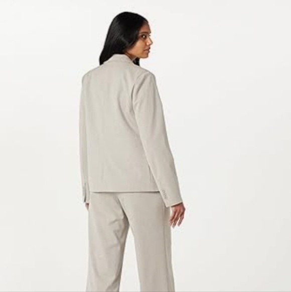 The Drop Heater Cream Liza Relaxed Single-Breasted Blazer Size Large NWT - Picture 2 of 10